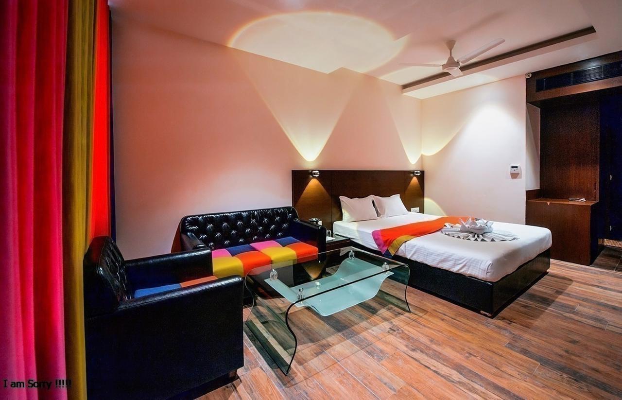 Hotel Atharva Ujjain Exterior foto